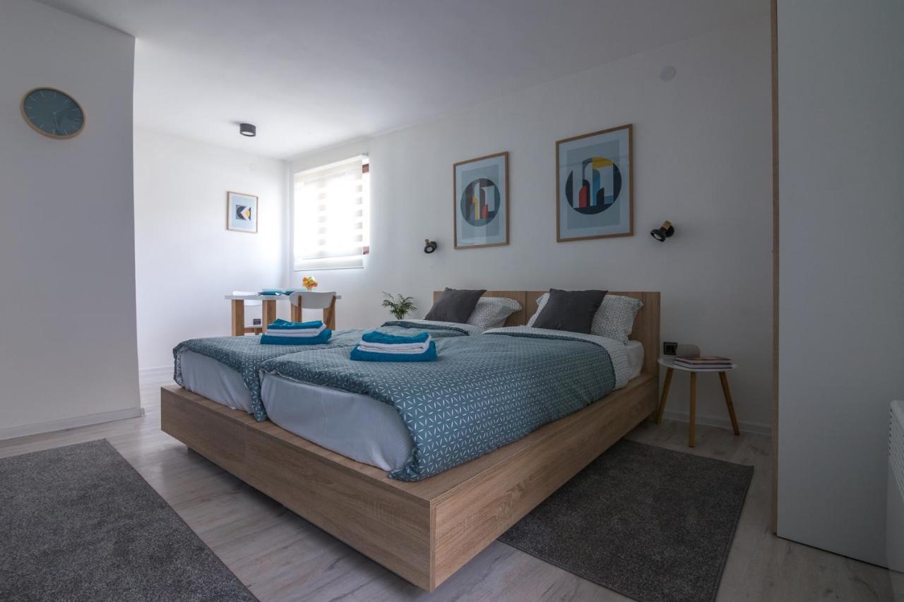 Sunrise Apartments Ni Eksteriør billede